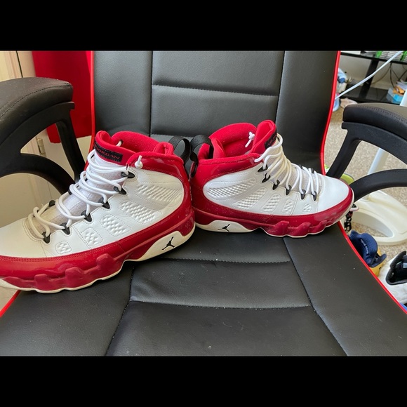 Jordan9 - Picture 3 of 8